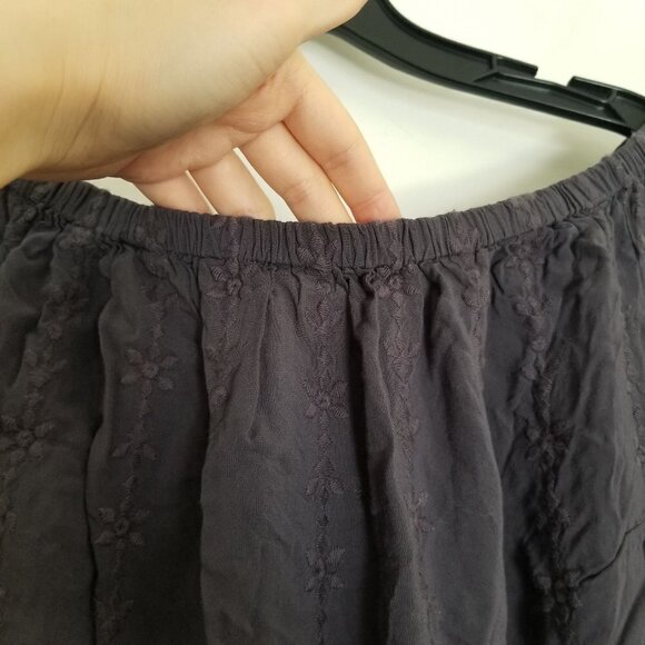 Torrid Floral Embroidered Off Shoulder Blouse 0X - Picture 9 of 12